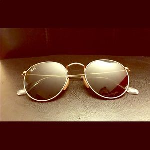 Ray-Ban metal frame sunglasses with polarized lens